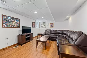 1852 Suffolk Ave, Westchester, IL 60154 - Photo 11