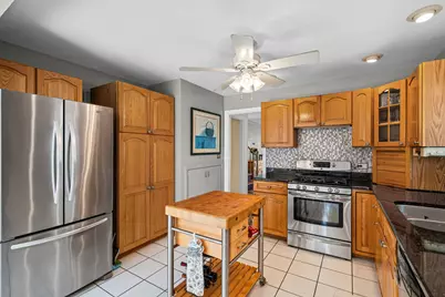 1852 Suffolk Avenue, Westchester, IL 60154 - Photo 7