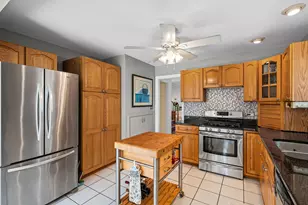 1852 Suffolk Ave, Westchester, IL 60154 - Photo 7