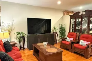 422 W 42nd Pl, Chicago, IL 60609 - Photo 5
