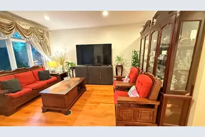 422 W 42nd Place, Chicago, IL 60609 - Photo 7