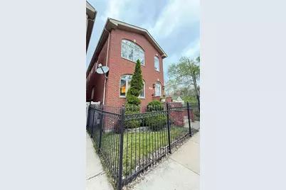 422 W 42nd Place, Chicago, IL 60609 - Photo 3