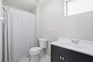 18347 Morris Ave, Homewood, IL 60430 - Photo 15