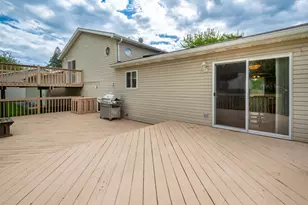 36851 N Kerwin Ln, Ingleside, IL 60041 - Photo 29