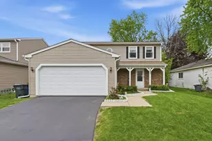 221 E Lakeside Dr, Vernon Hills, IL 60061 - Photo 1