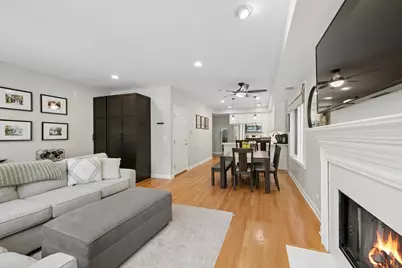 3336 N Damen Avenue #2, Chicago, IL 60618 - Photo 7