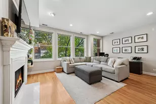 3336 N Damen Ave, Chicago, IL 60618 - Photo 3