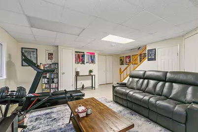 1041 N Cardinal Drive, Palatine, IL 60074 - Photo 27