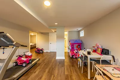 3938 W 66th Place, Chicago, IL 60629 - Photo 9
