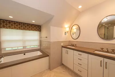 1200 Loch Lane, Lake Forest, IL 60045 - Photo 21