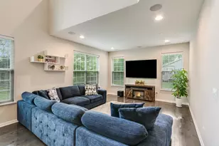 1612 Bur Oak Dr, Hoffman Estates, IL 60192 - Photo 19