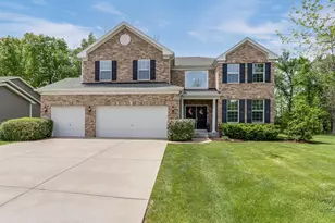 1612 Bur Oak Dr, Hoffman Estates, IL 60192 - Photo 1