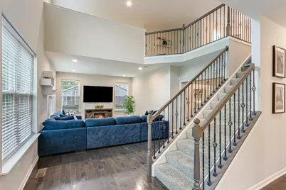 1612 Bur Oak Drive, Hoffman Estates, IL 60192 - Photo 17