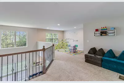1612 Bur Oak Drive, Hoffman Estates, IL 60192 - Photo 23