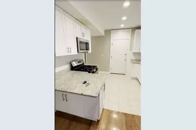 2641 W Estes Avenue #2A, Chicago, IL 60645 - Photo 3