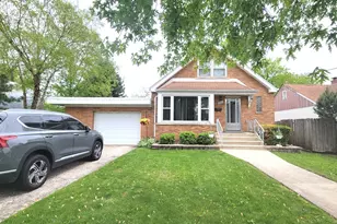 9301 S Spaulding Ave, Evergreen Park, IL 60805 - Photo 1