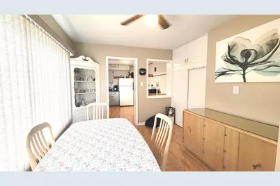 9301 S Spaulding Avenue, Evergreen Park, IL 60805 - Photo 13
