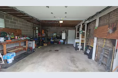 9301 S Spaulding Avenue, Evergreen Park, IL 60805 - Photo 17