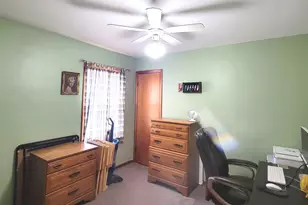 9301 S Spaulding Ave, Evergreen Park, IL 60805 - Photo 7