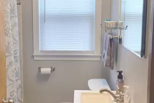 9301 S Spaulding Ave, Evergreen Park, IL 60805 - Photo 5