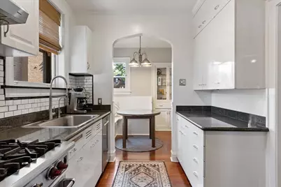 9814 S Hoyne Avenue, Chicago, IL 60643 - Photo 17