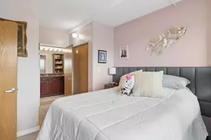 1610 W Fullerton Ave, Chicago, IL 60614 - Photo 11