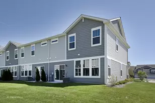 1163 White Oak Cir, Crystal Lake, IL 60012 - Photo 15