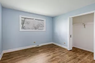 18136 Oakwood Ave, Lansing, IL 60438 - Photo 7