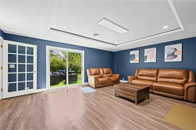 1011 Beverly Drive, Wheeling, IL 60090 - Photo 5