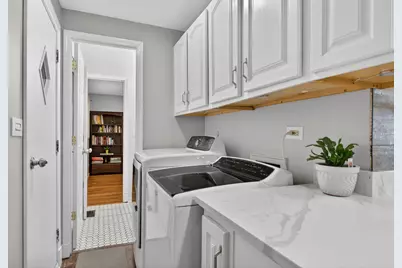 1723 Hartmann Drive, Schaumburg, IL 60193 - Photo 25