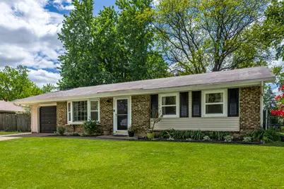 1723 Hartmann Drive, Schaumburg, IL 60193 - Photo 3