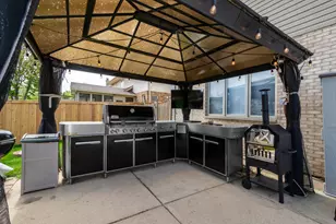 541 N 4th Ave, Addison, IL 60101 - Photo 43