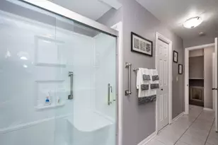 541 N 4th Ave, Addison, IL 60101 - Photo 5