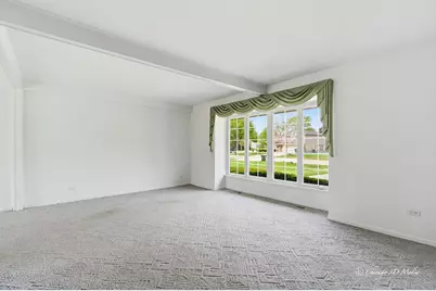 1527 S Chesterfield Drive, Arlington Heights, IL 60005 - Photo 7