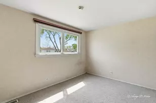 1527 S Chesterfield Dr, Arlington Heights, IL 60005 - Photo 15