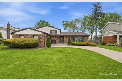 1527 S Chesterfield Drive, Arlington Heights, IL 60005 - Photo 1