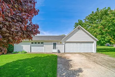 204 N West Street, Earlville, IL 60518 - Photo 37