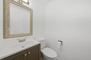 2138 Rugen Rd, Glenview, IL 60025 - Photo 11