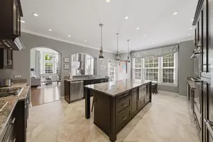 2630 Camberley Cir, Naperville, IL 60564 - Photo 11