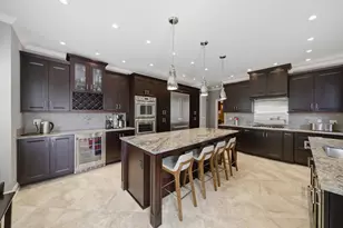 2630 Camberley Cir, Naperville, IL 60564 - Photo 9