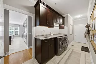 2630 Camberley Cir, Naperville, IL 60564 - Photo 19