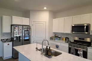 6802 Daly Ln, Plainfield, IL 60586 - Photo 5
