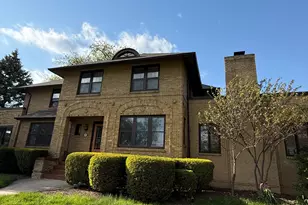 427 W Franklin St, Wheaton, IL 60187 - Photo 1