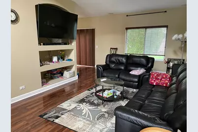 2277 Stoughton Drive, Aurora, IL 60502 - Photo 5