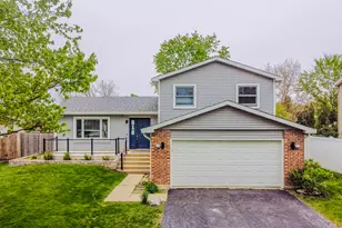 106 S Elroy Ave, Bartlett, IL 60103 - Photo 1