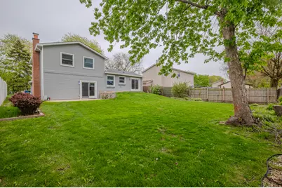 106 S Elroy Avenue, Bartlett, IL 60103 - Photo 19
