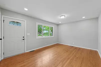 806 E Ethel Street, Saint John, IL 61873 - Photo 5
