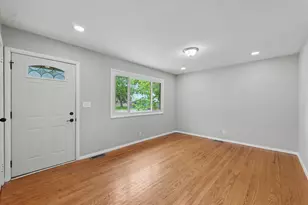 806 E Ethel St, Saint John, IL 61873 - Photo 5