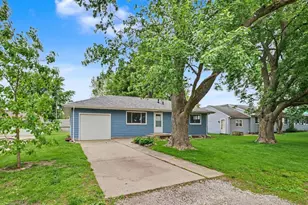 806 E Ethel St, Saint John, IL 61873 - Photo 3