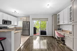 1103 Longwood Dr, Lisle, IL 60532 - Photo 11